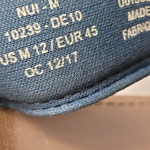 OluKai Nui Sandal Mens Flip Flop Size 12 Tan Gray Leather Sandals - Picture 8 of 11